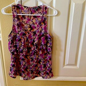 Floral cutest floral  top size Small